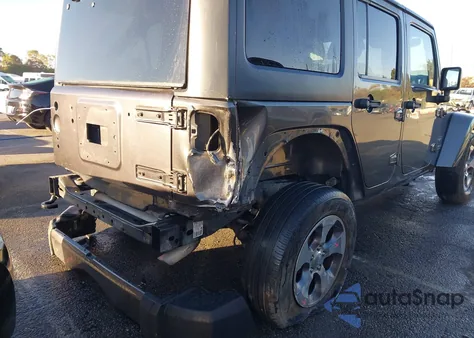 2017 Jeep Wrangler Unlimited Sahara 4X4 из США, поврежденный, VIN 1C4BJWEG1HL608490